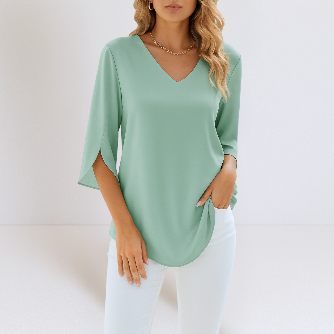 Koelman | Elegante Zomerblouse met V-Hals – Licht, Stijlvol & Verfijnd