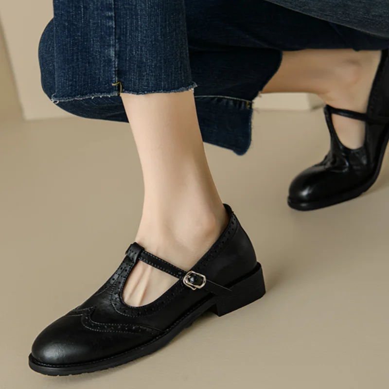 Lincy | Elegante T-Strap Mary Janes
