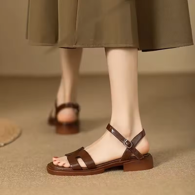 Koelman | Romeinse Platte Sandalen – Elegantie in Elke Lijn