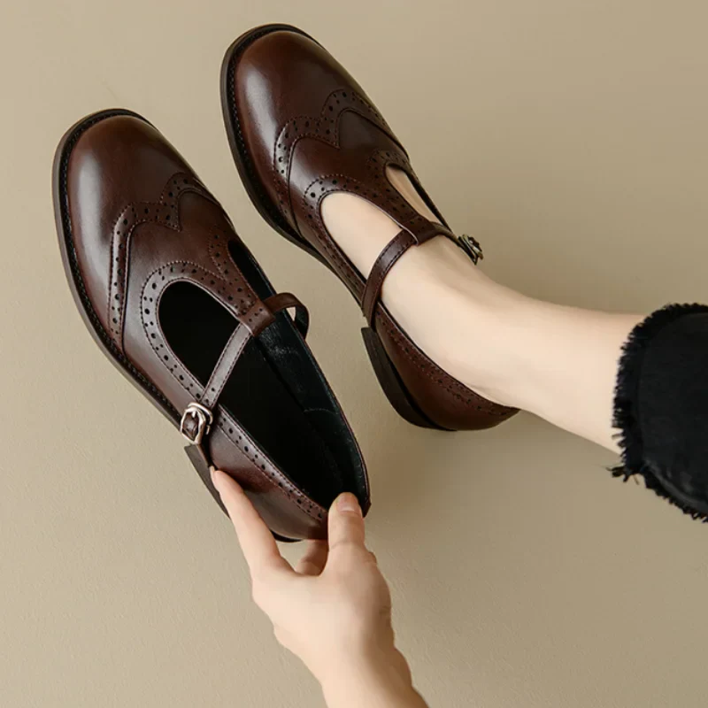 Lincy | Elegante T-Strap Mary Janes