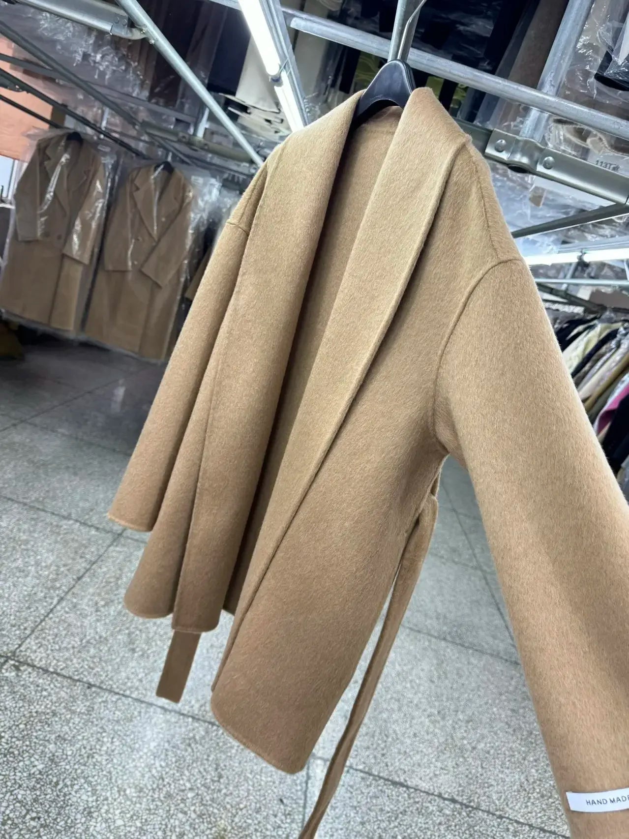 Serenya | Elegante jas van zacht stof