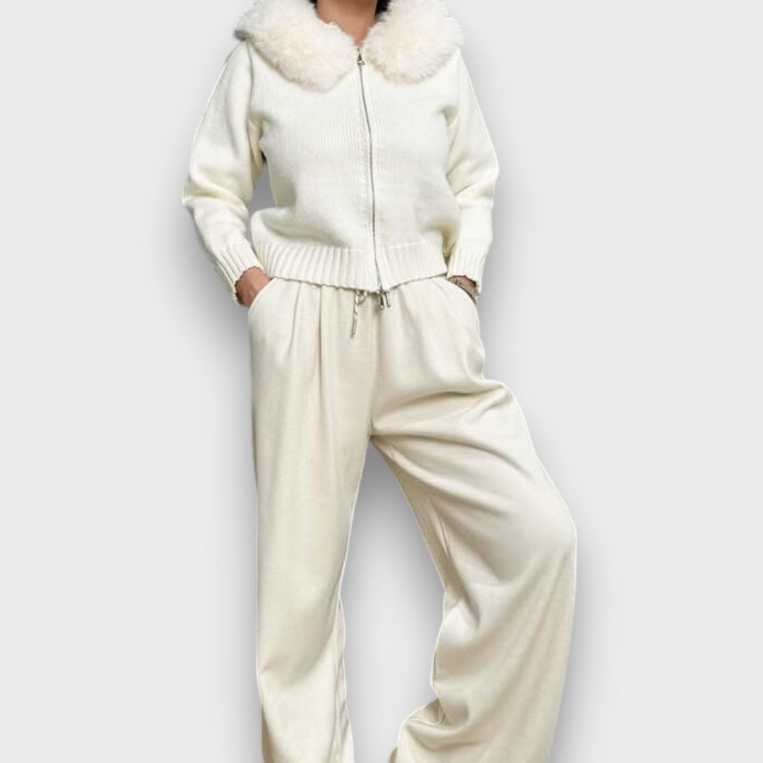 Alisanne – Gebreide jas met rits en kraag van faux fur