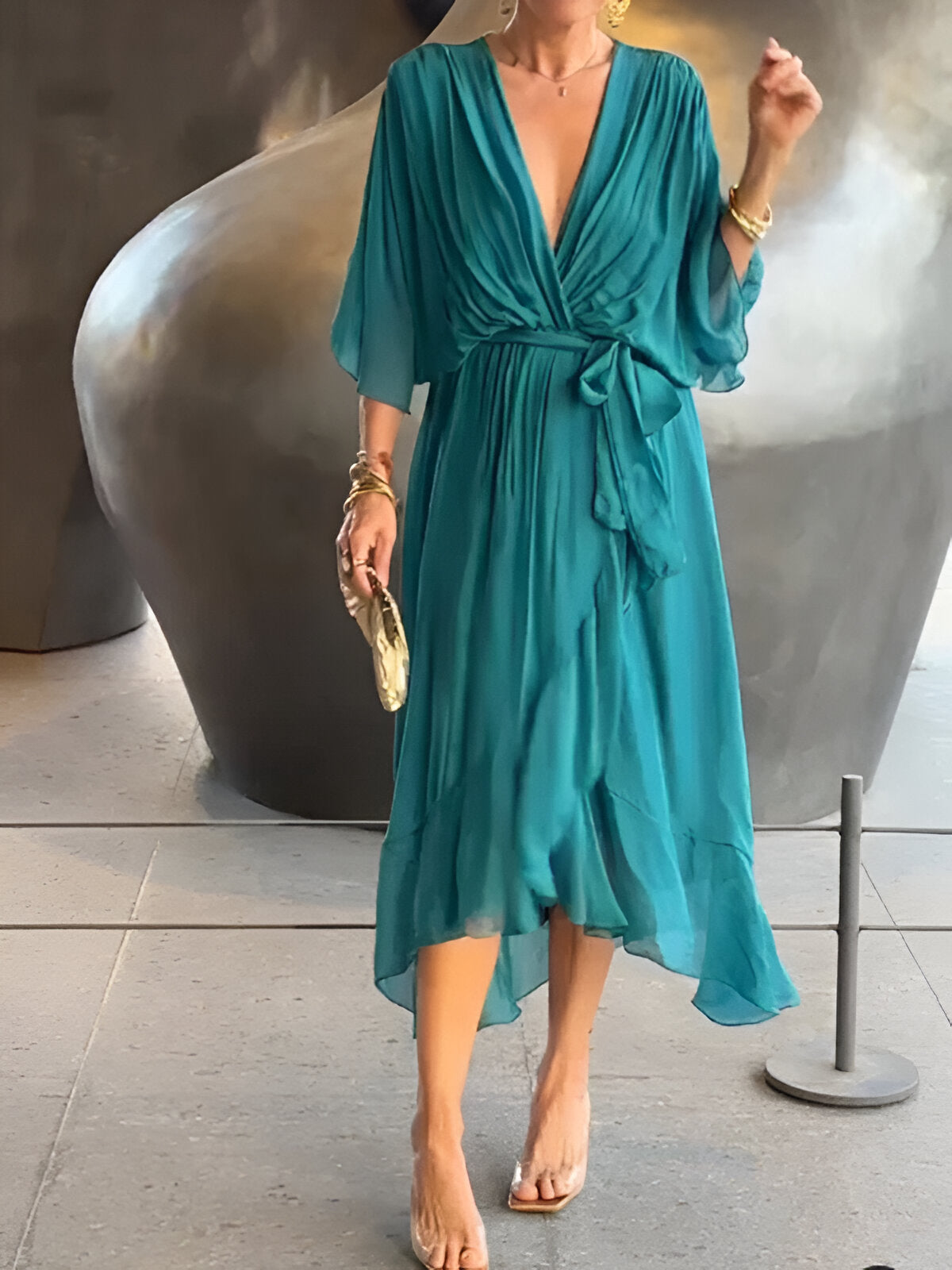 Koelman | Chiffon Jurk met V-Hals – Licht, Vloeiend & Verfijnd