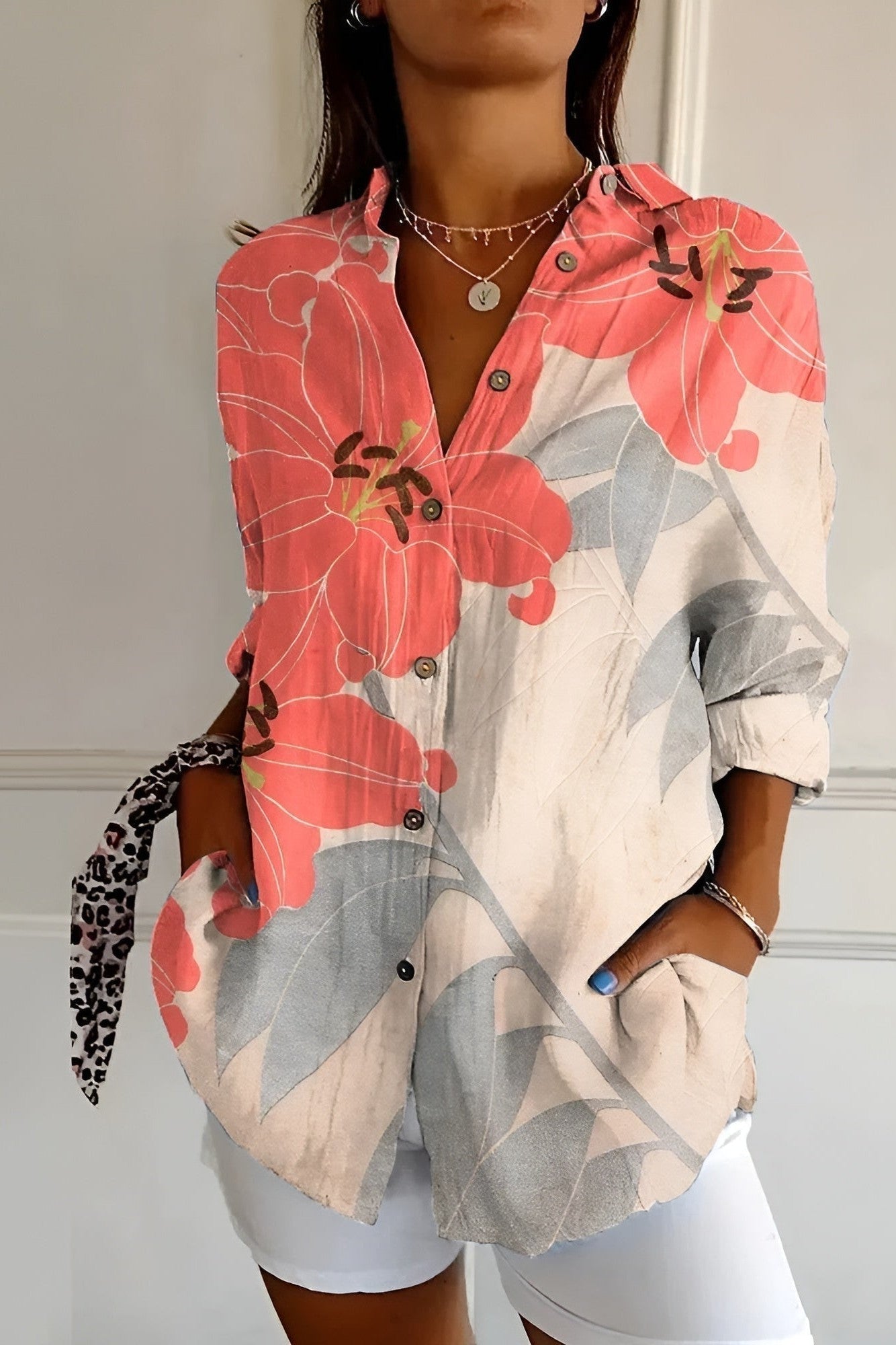 Koraal Lelie β Bloemige Blouse