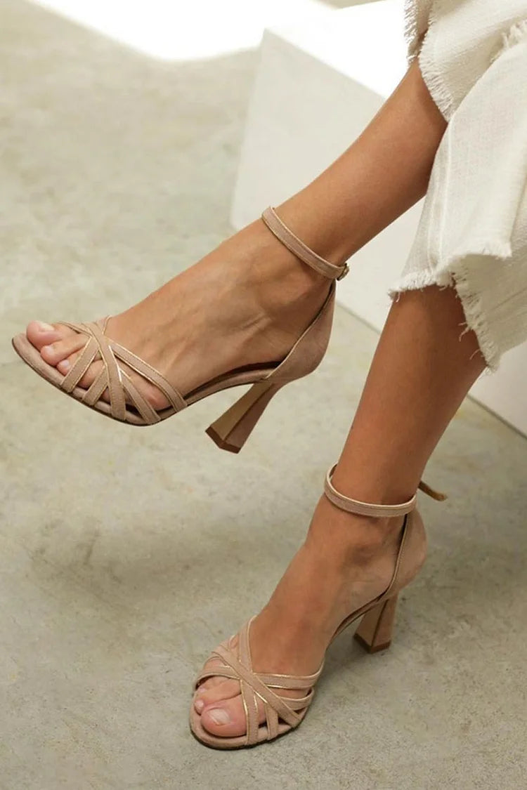 DALIA | Elegante Sandalen met Kruisbanden voor een Chique en Comfortabele Look