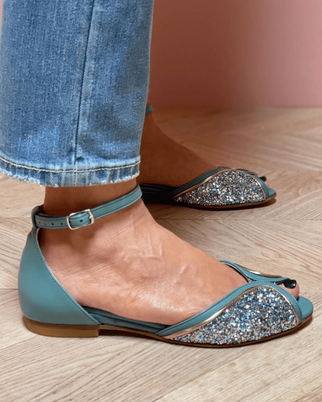 BRIGITTA | Elegante Lage Glitter Sandalen Perfect voor Elke Gelegenheid