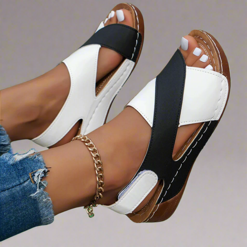 Alwine | Handgemaakte Wedgesandalen van premium-materialen
