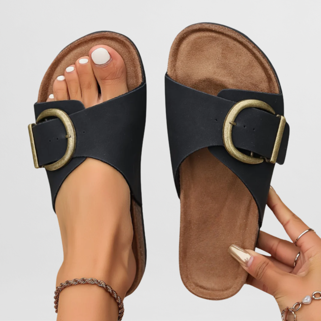 Ilaria | Gladde Glijcomfortsandalen