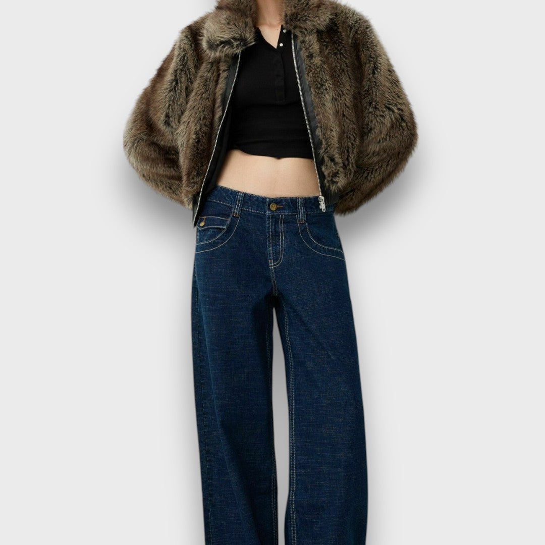 Amelia – Korte jas van synthetische bont met een urban chic