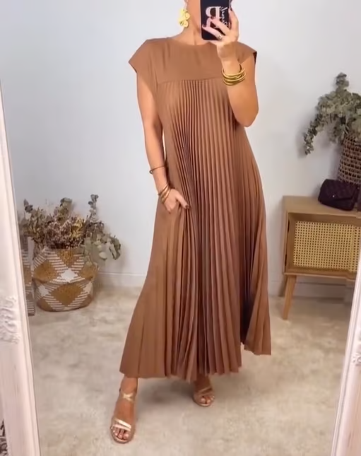 Jolijn™ | Tijdloze Comfortjurk – Elegantie Voor Elke Dag