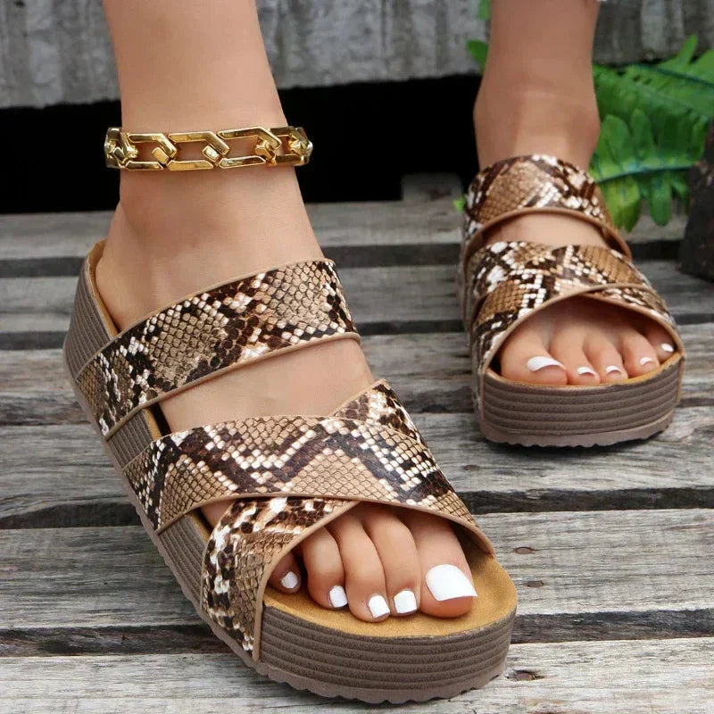 Lina™ – Tijdloze Geknoopte Sandalen