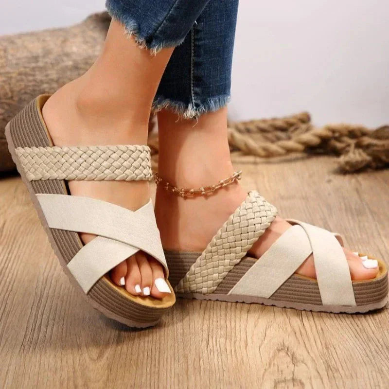 Lina™ – Tijdloze Geknoopte Sandalen